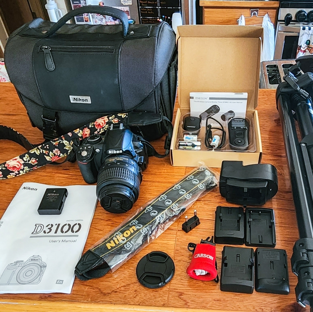 Nikin D3100 DSLR